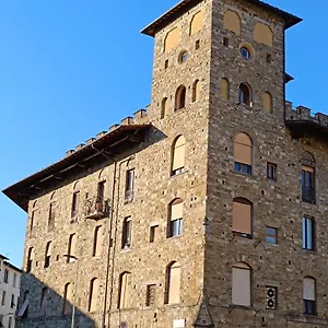 Castle 2 Bedrooms, 2 Bathrooms Firenze